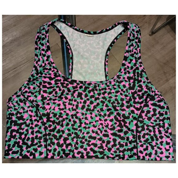 Fabletics: On-The-Go Medium Impact Sports Bra (limited edition) - Picture 2 of 7